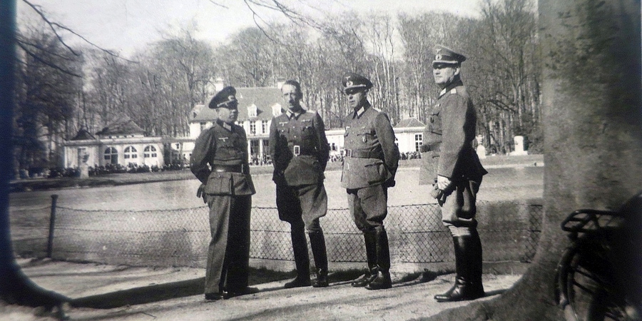 Duitse soldaten in het Rivierenhof tijdens Wereldoorlog II Duitse soldaten in het Rivierenhof tijdens Wereldoorlog II